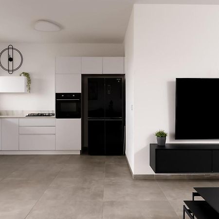 Stunning And Spacious In Kiryat Ata Qiryat Ata Dış mekan fotoğraf