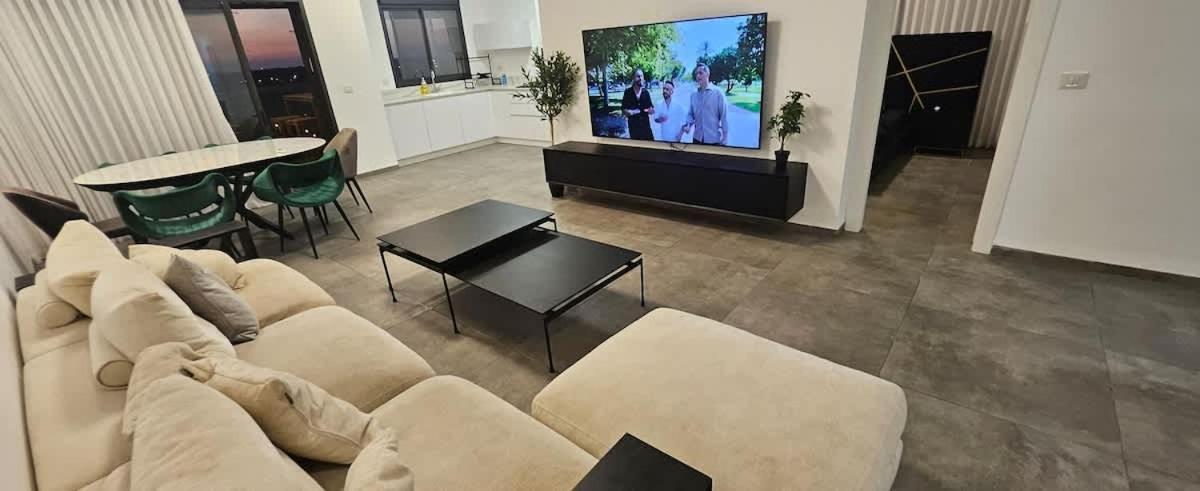 Stunning And Spacious In Kiryat Ata Qiryat Ata Dış mekan fotoğraf